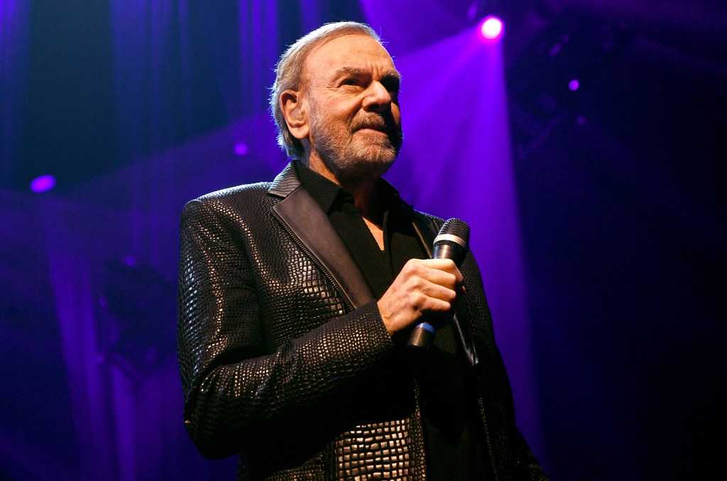 Neil Diamond to Be Honored at 2025 Carousel Ball in Denver