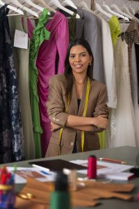 EL NUEVO PERFIL DEL EMPRENDEDOR ECUATORIANO: MÁS DIGITAL, PERO CON RETOS EN GESTIÓN FINANCIERA