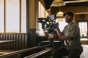 Sony lanza la “FX5,” una cámara Cinema Line con un nuevo sensor de imágenes, formatos de grabación Open Gate, grabación RAW interno y capacidad de operación mejorada