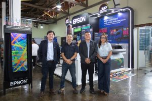 EPSON PRESENTÓ INNOVACIONES DE IMPRESIÓN DIGITAL PARA LA INDUSTRIA TEXTIL EN ECUATEXTIL 2026